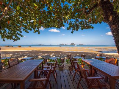 Tup Kaek Sunset Beach Resort