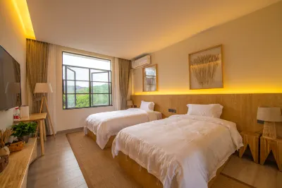 Hui Orient Inn spikelet bed Hotels in Baipengzhu Hot