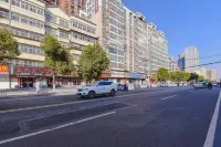 Sunshine Garden Hotel Hotels in Huangchuan
