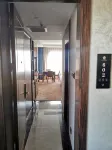 Oriental Earl Hotel (North Road, Gushi) Hotels in Gushi