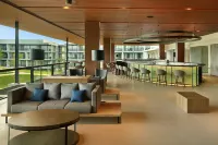 Royal Tulip Golf Resort Gunung Geulis - bar