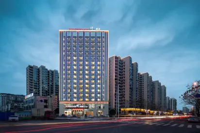 THOUSAND HOTEL