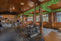 徳欽雨崩神瀑中国式旅館 - イン(INN)