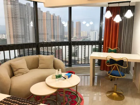 Travis Hotel (Yichun Runda International Branch) Отели рядом с достопримечательностью «Yichun University»