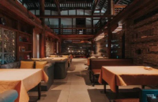 Du Family Chinese Inn (Langzhong Ancient City Huaguang Tower)
