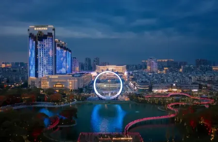 JEROME Hotel Отели рядом с достопримечательностью «Jiaxing University (North Campus)»