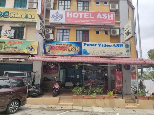Ash Hotel