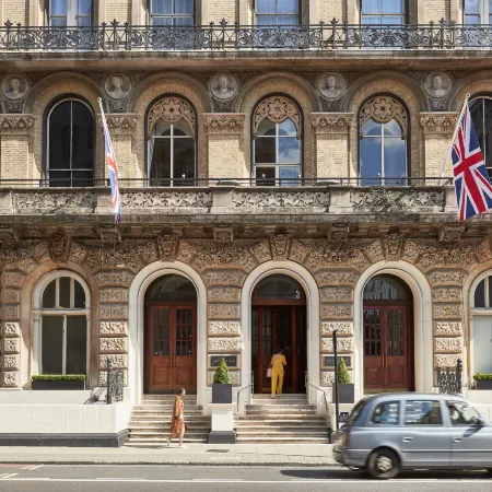 The Clermont London, Victoria Отели рядом с достопримечательностью «Конгресс-центр Emmanuel Centre»