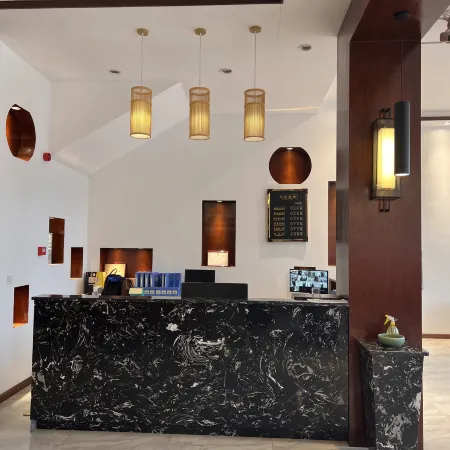 Renhuai Fenghua Inn