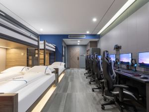 X-E-sport smart Hotel