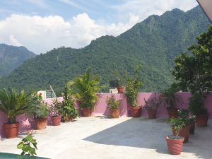 Rishikesh Resorts