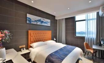 Shanli Business Apartment (Machongzhen Huayang Lake Branch)