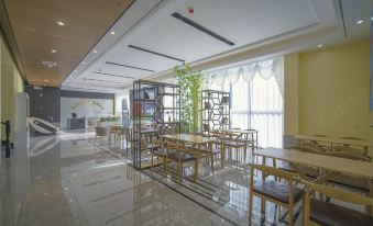 Huaping Yulin Hotel