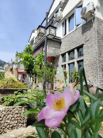 Shangxing Yuemu Homestay (Shenxianju) Отели рядом с достопримечательностью «Danzhuxiang»