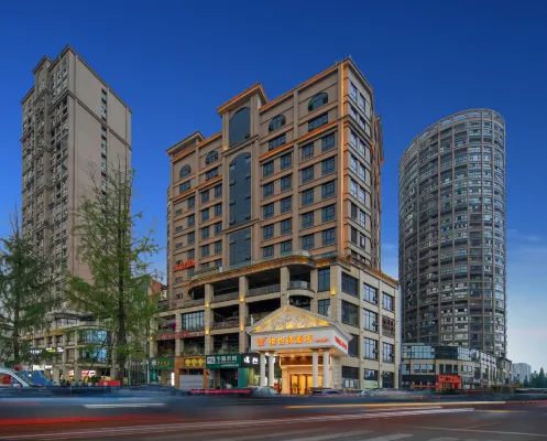 Vienna Hotel (Chongzhou High Speed Railway Station) - 3-Star