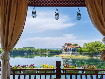 Wanghu No.1 Homestay Hotel dekat Weishui Scenic Area