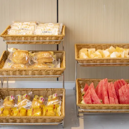 Shankee Tea Style Hotel (Xinyang Gushi Liaocheng Avenue)