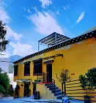 Bingge Homestay Hotels near Mugecuo