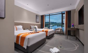 AIYI LAKESHORE HOTEL