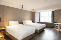 Yitel Hotel (Weifang Zhucheng Longrun Building) Hotels in Zhucheng