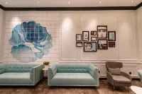 Xana Hotelle Hotel (Yinchuan High-Speed Railway Station Huaiyuan Night Market)