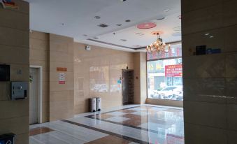 Huayi E-sports Hotel (Fengxian Bus Station)