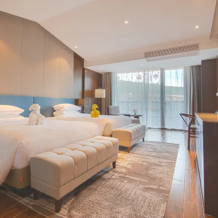 Longemont Taihu Lake Town Hotel