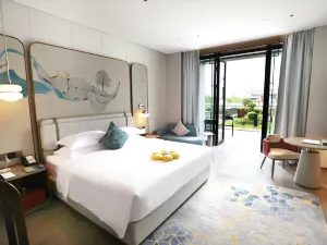 Sheyang Qianhe Lake Hotel