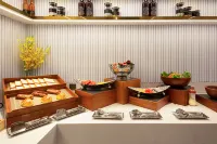 Homeinn Superior Hotel (Deyang Guanghan Bailun Plaza Fanghu Park) - พร้อมอาหารเช้า