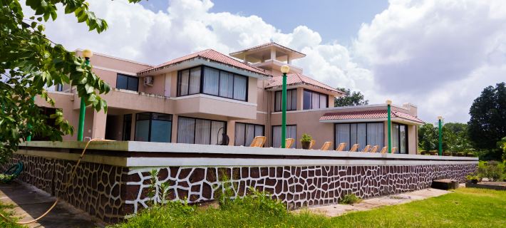 Shetty Farms Hotels in Palghar
