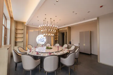 Liudingshan Cultural Hotel