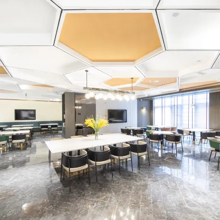 Atour Hotel Jinan Huashan Huanyucheng