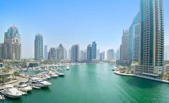 Silkhaus Iconic Tower 1Br in Dubai Marina with Pool Access