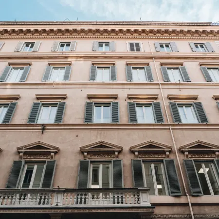 Hotel Trecento Отели рядом с достопримечательностью «Церковь Джезу»
