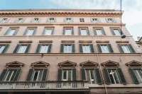 Hotel Trecento Roma Hotel in zona Teatro Reale di Alessandro Rubinetti