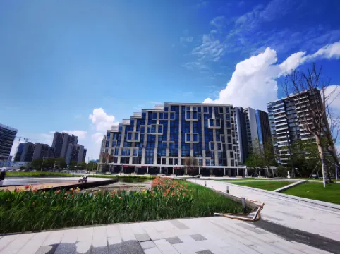 Qi'ai Holiday Apartment (Jinwan Huafa Shopping Center Branch)