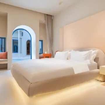 Wanning Enjoy Villa XiangShu B&B (Riyuewan hotel)