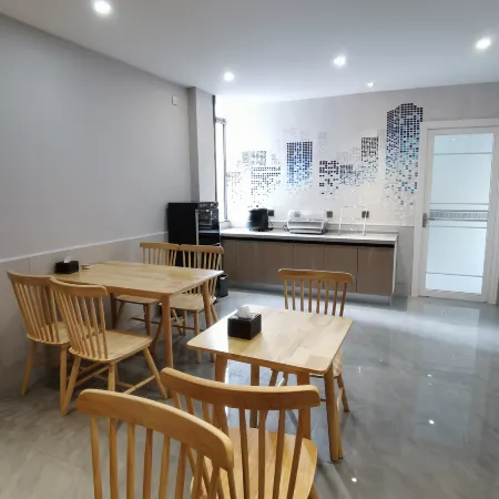 Super 8 Select Hotel (Xingtai Renze Yuyang Road)