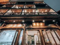 Phoenix Yuanshe Riverview Homestay (Phoenix Scenic Area Nanhua Branch) Các khách sạn ở 
