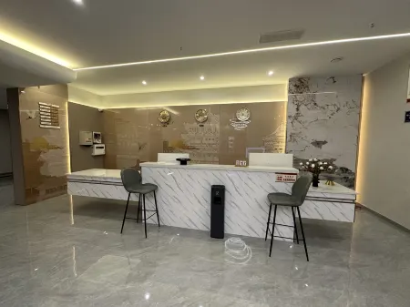 Pingchang Time Business Hotel