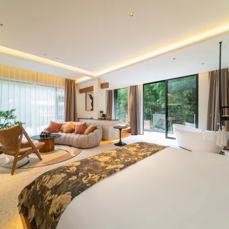Yixi Shanfang Homestay (Yuxian Shuimo Tingxi Scenic Area)