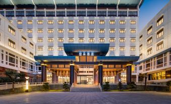 Huizhou Huiyang Xindu Metropolis Atour Hotel