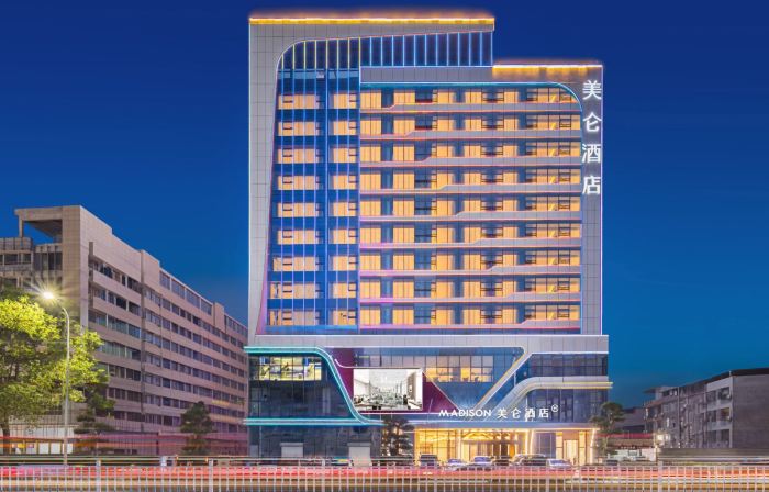 Madison Hotel Tianmen Wanda Plaza