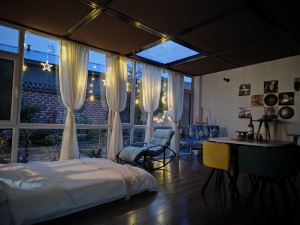 Starry Sky Courtyard Homestay