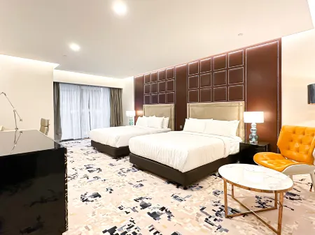 Platinum Suites at twin tower KLCC Pavilion to Kimiro