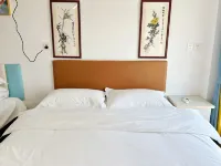 Baisui Fish Sea View Loft Homestay - غرفة مطلة على الجبل
