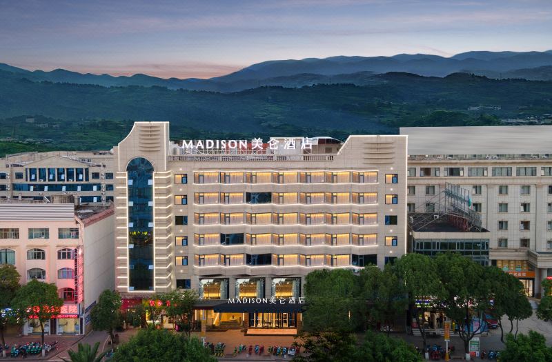 Madison Hotel (Erhai Lake Park Dali)