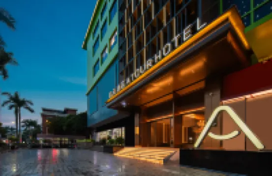 深圳坪山坑梓地鐵站亞朵酒店 坪山區酒店