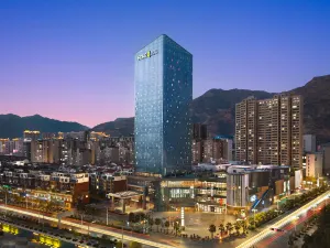 홈2 스위트 바이 힐튼 룽난 기차역