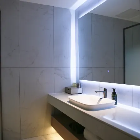 Mingjia Business Hotel